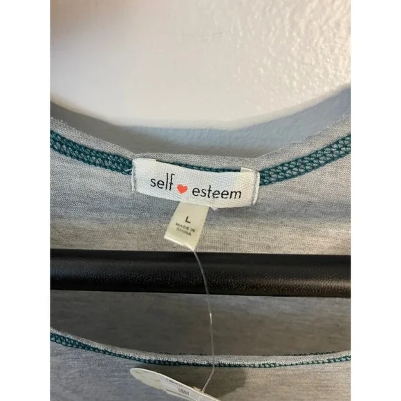 Self Esteem Womens Heather Grey Front Knot Varsity Stripe 3/4 Sleeve Top Large - Picture 4 of 7